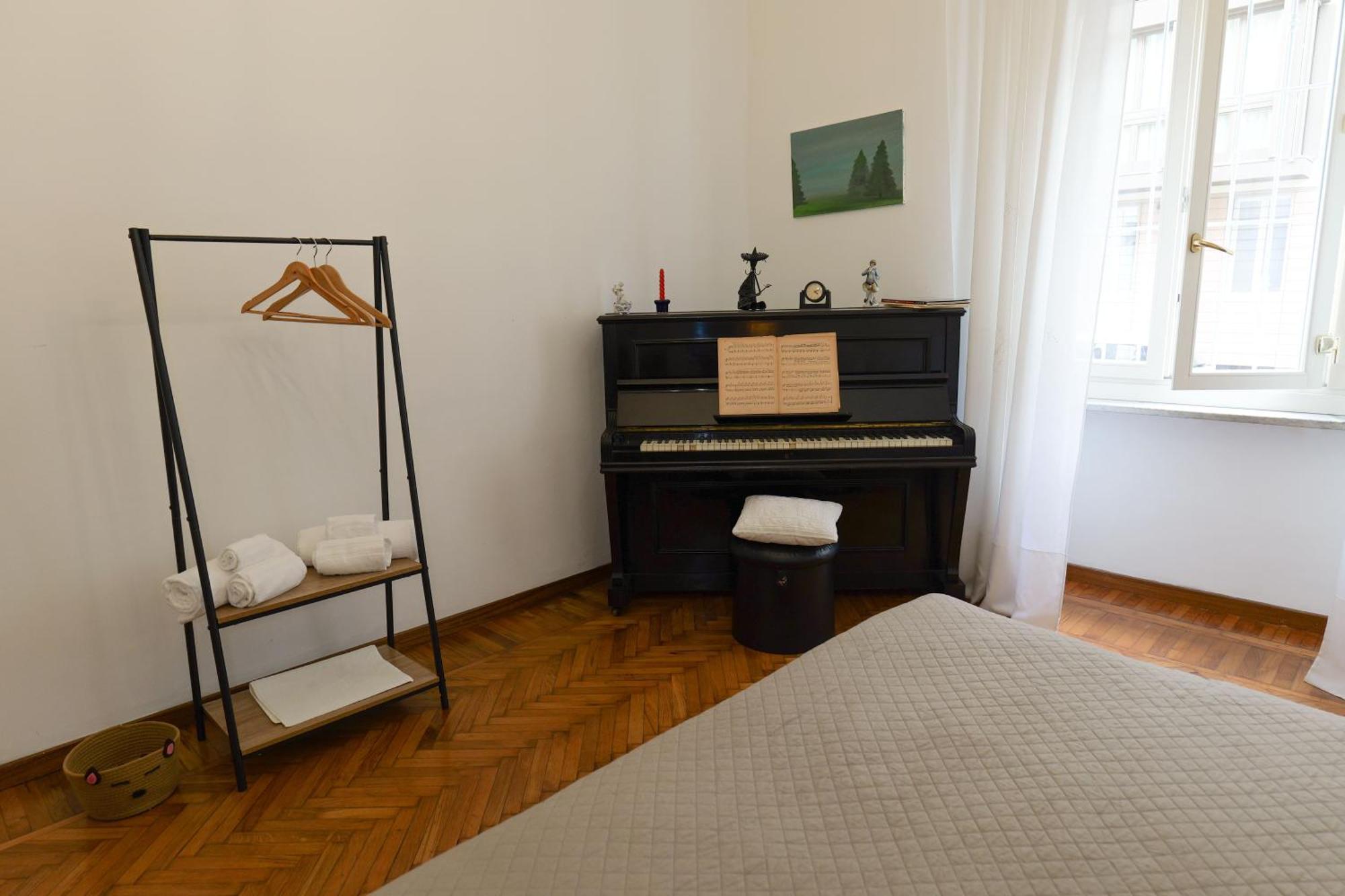 Coli'S House Bed & Breakfast Turin Exterior photo